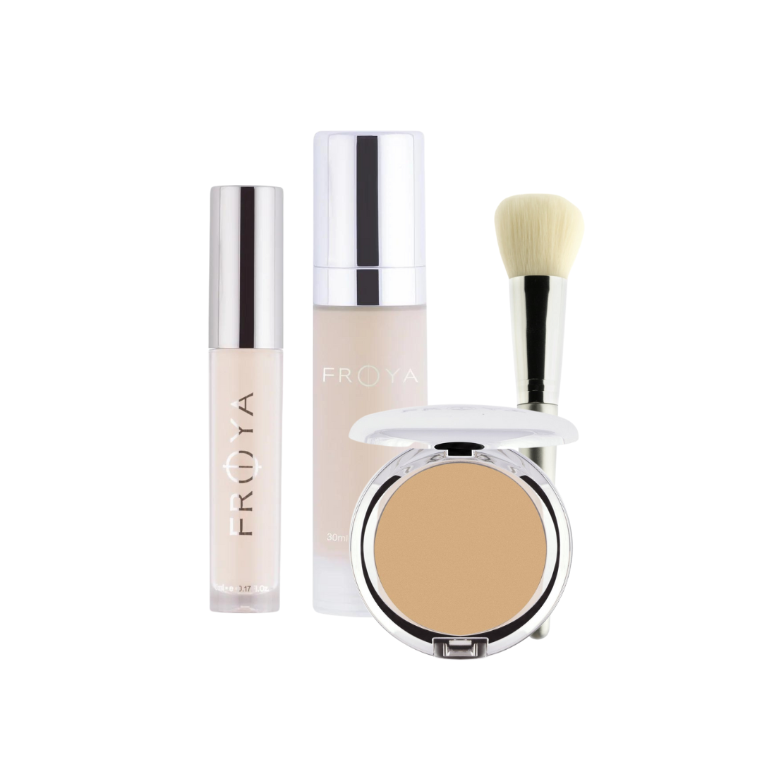 Basesminke med Bronzer kit, nyanse No 1. Veldig lys i nøytral til gul undertone / No 1. Gyllen undertone med shimmer / No 1. Veldig lys med gul undertone